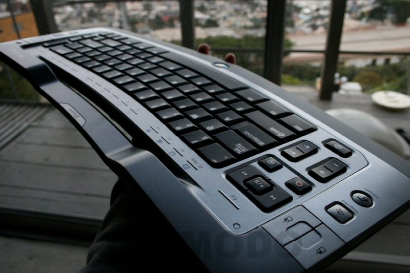 Illustration for article titled Microsoft Ultimate Wireless 7000 Keyboard Hands-On